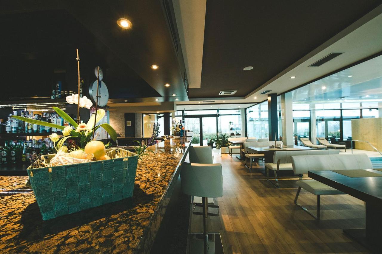 Hotel Villa Ekaterina Vakarel 외부 사진