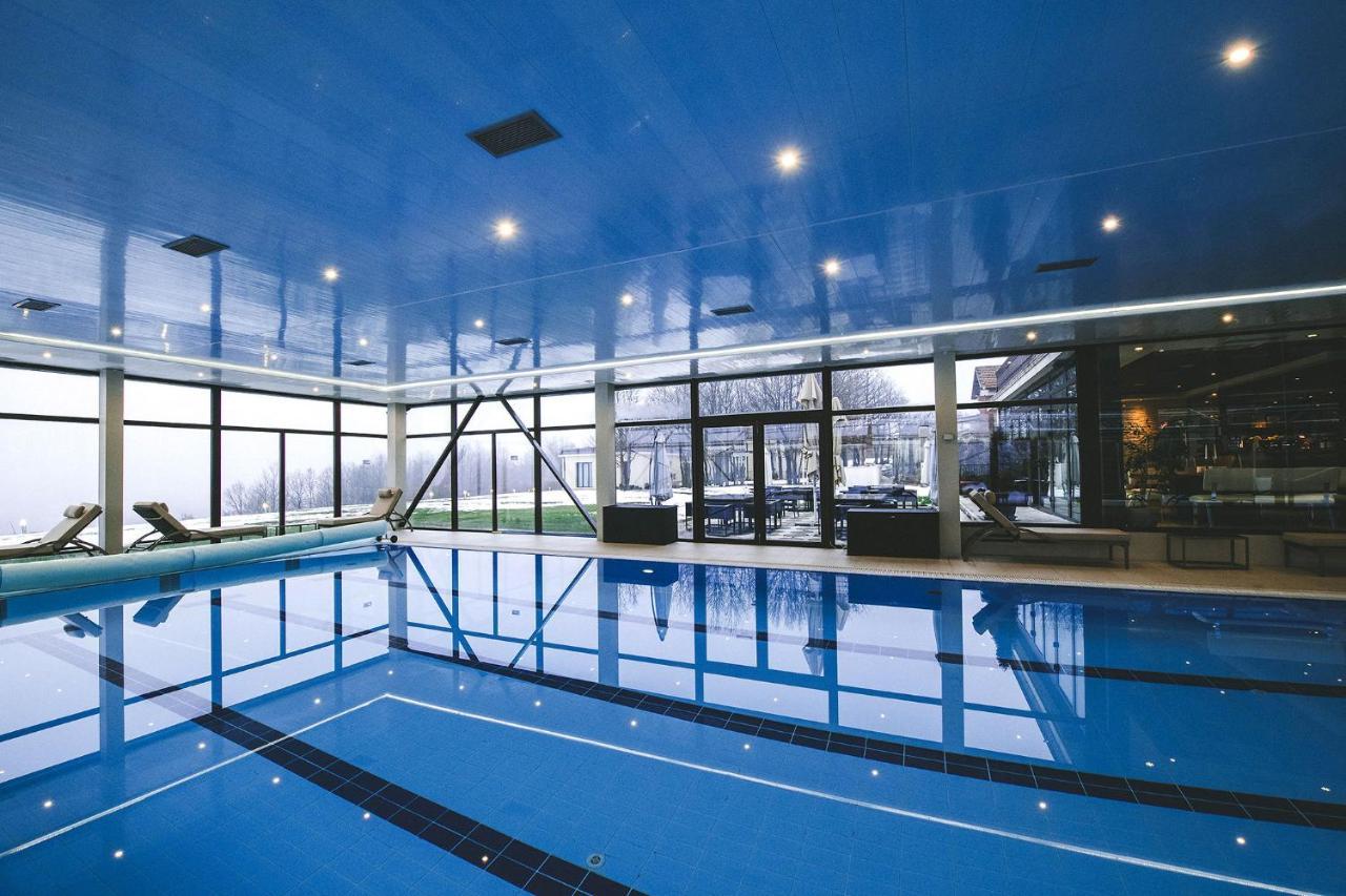 Hotel Villa Ekaterina Vakarel 외부 사진