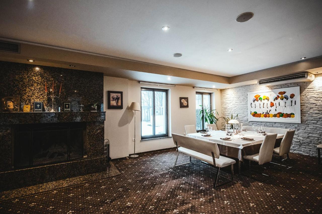 Hotel Villa Ekaterina Vakarel 외부 사진