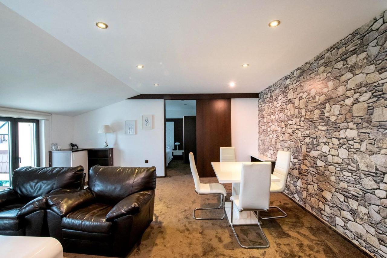 Hotel Villa Ekaterina Vakarel 외부 사진