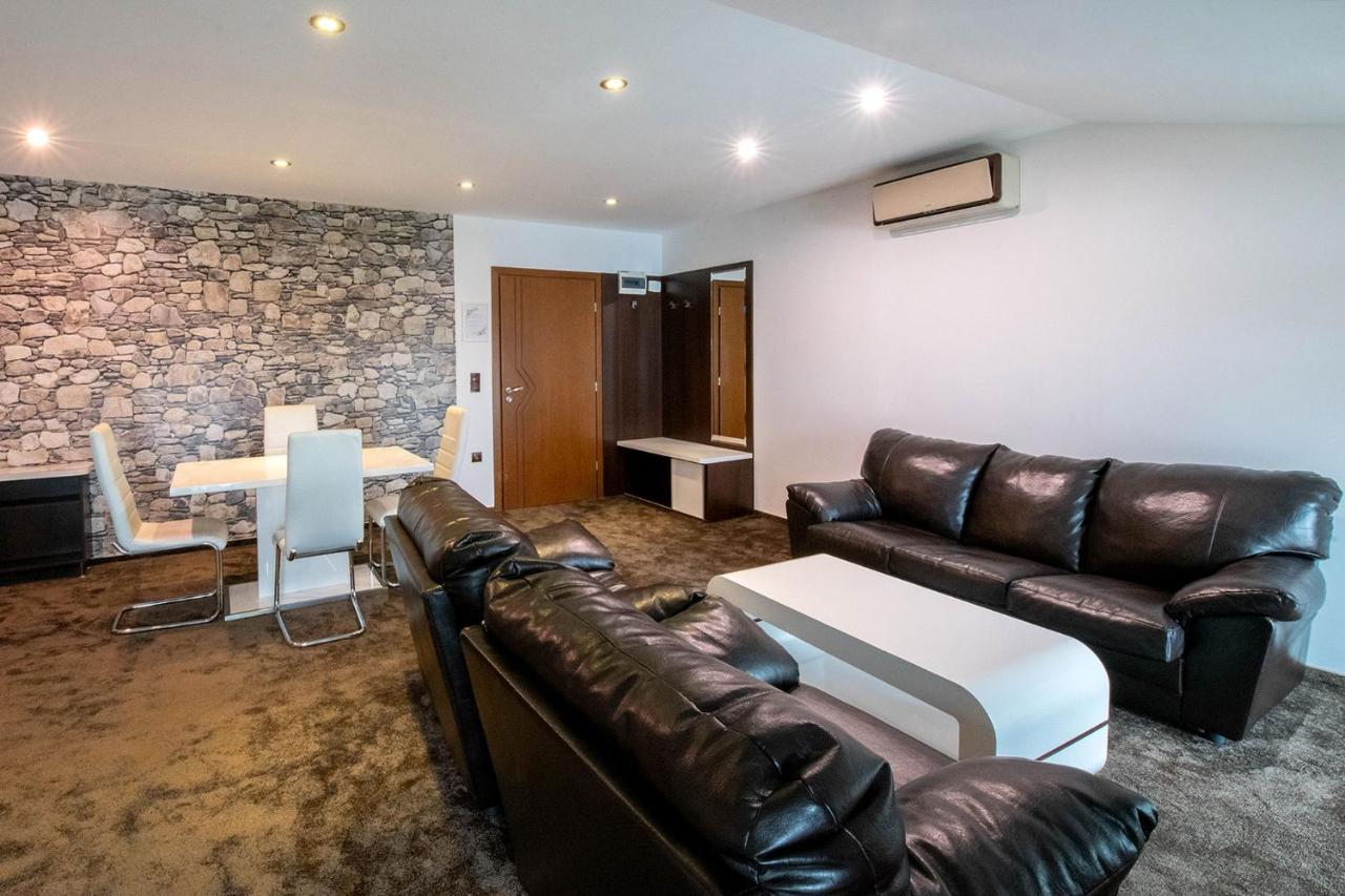 Hotel Villa Ekaterina Vakarel 외부 사진