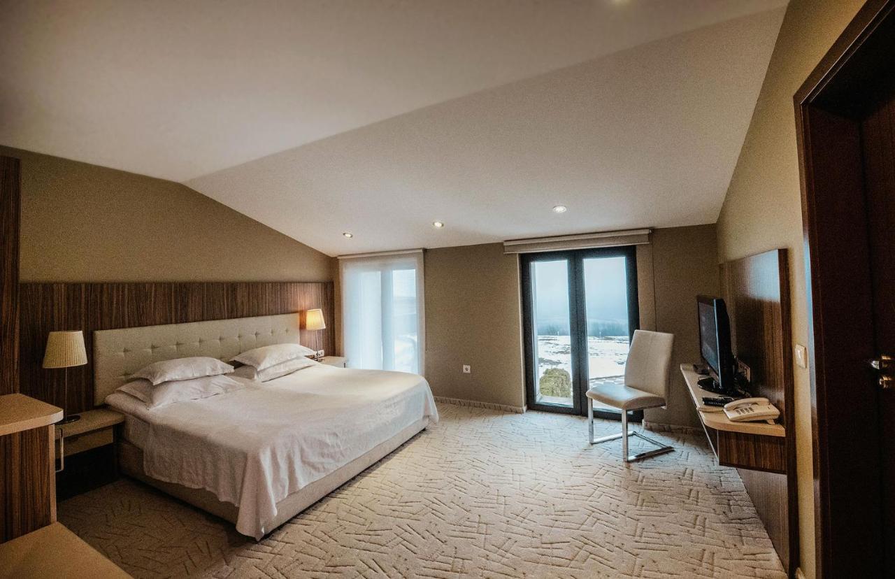 Hotel Villa Ekaterina Vakarel 외부 사진